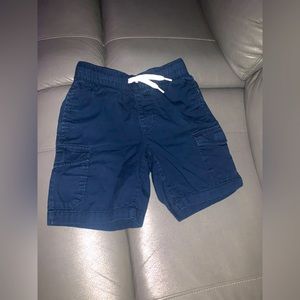 Like new old navy kids shorts. Size 6